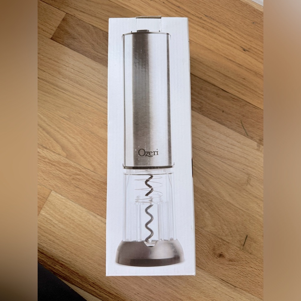 New Ozeri Extravo Electric Wine Opener